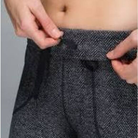Lululemon Skinny Will Pant *Full-On Luon Giant Herringbone Black Heathered Black - Picture 2 of 7